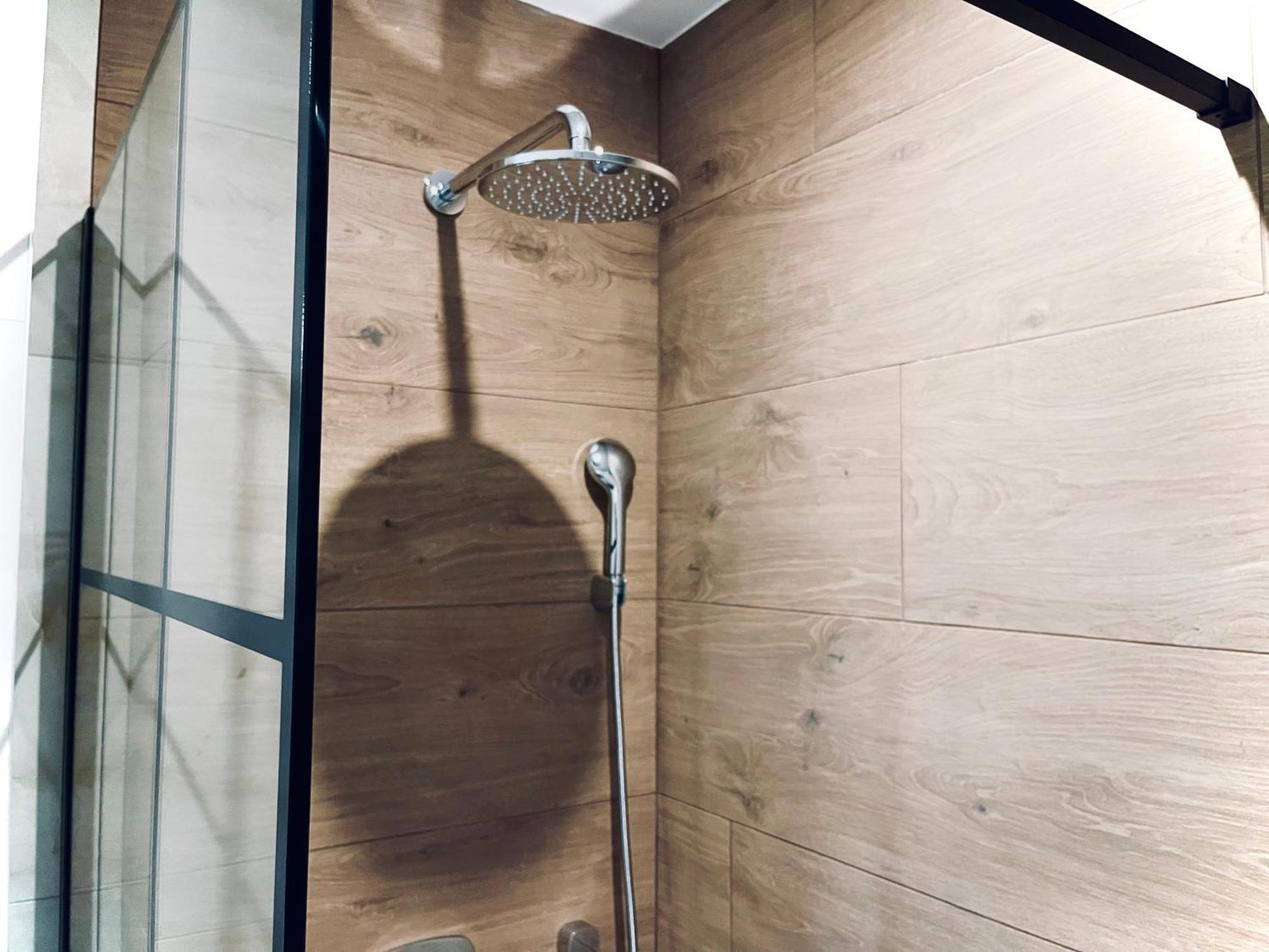 Mozaik Apartments & Spa - Modern 4-Star Apartments With Exclusive Private Spa Wellness In The City Center - Sauna, Jacuzzi, Turkish Bath - Free Parking, Wi-Fi - Rooms & Apartments Ćuprija エクステリア 写真