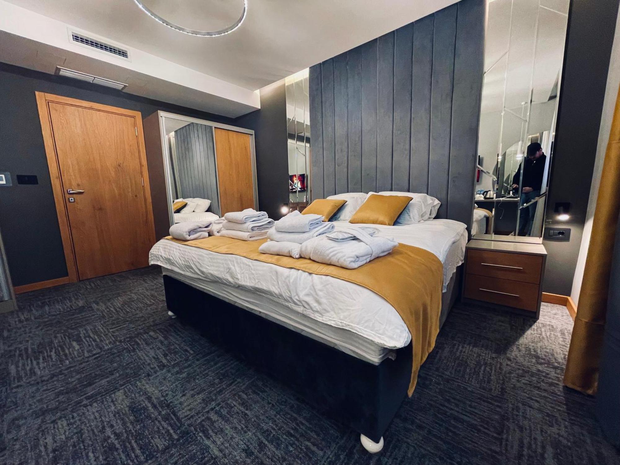 Mozaik Apartments & Spa - Modern 4-Star Apartments With Exclusive Private Spa Wellness In The City Center - Sauna, Jacuzzi, Turkish Bath - Free Parking, Wi-Fi - Rooms & Apartments Ćuprija エクステリア 写真
