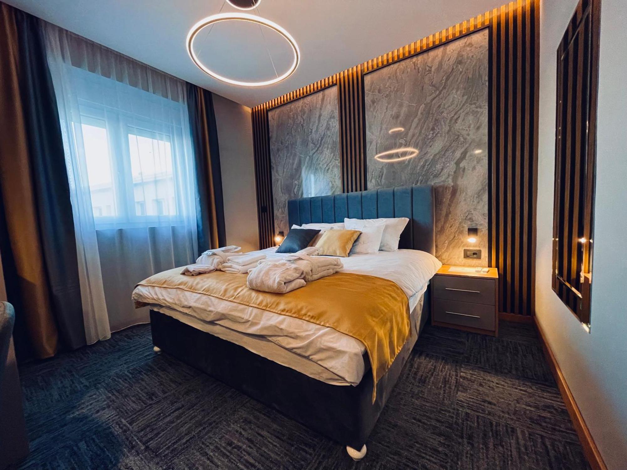 Mozaik Apartments & Spa - Modern 4-Star Apartments With Exclusive Private Spa Wellness In The City Center - Sauna, Jacuzzi, Turkish Bath - Free Parking, Wi-Fi - Rooms & Apartments Ćuprija エクステリア 写真