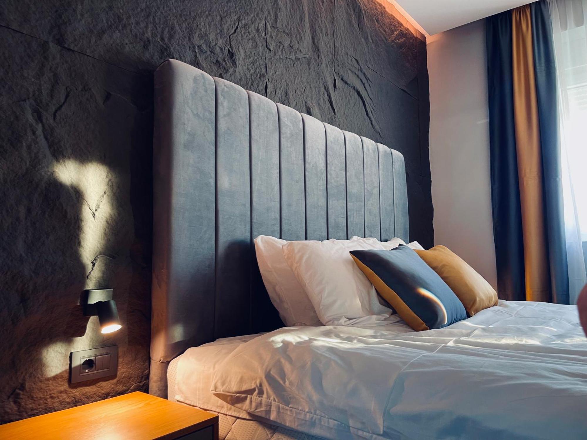 Mozaik Apartments & Spa - Modern 4-Star Apartments With Exclusive Private Spa Wellness In The City Center - Sauna, Jacuzzi, Turkish Bath - Free Parking, Wi-Fi - Rooms & Apartments Ćuprija エクステリア 写真