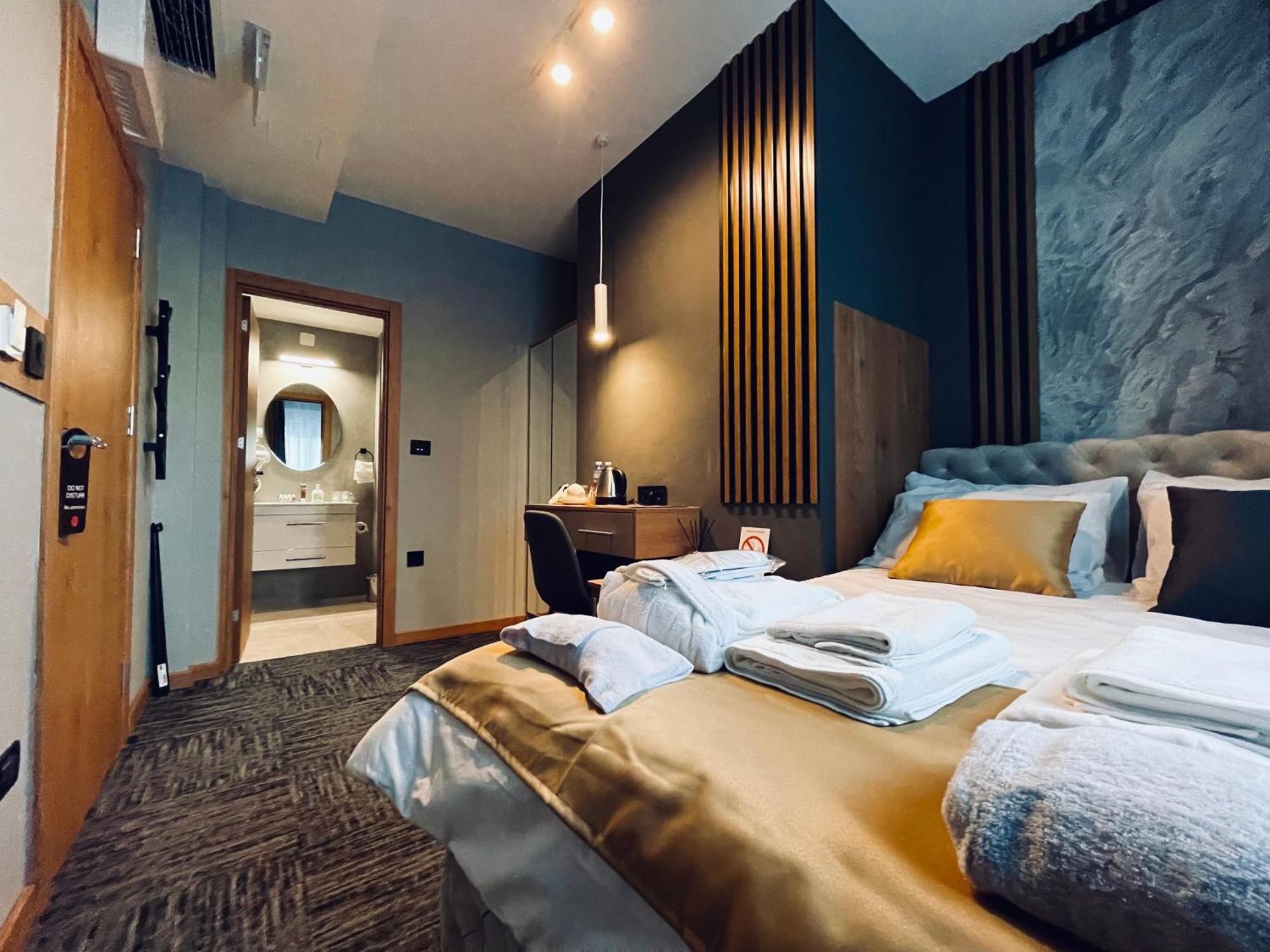 Mozaik Apartments & Spa - Modern 4-Star Apartments With Exclusive Private Spa Wellness In The City Center - Sauna, Jacuzzi, Turkish Bath - Free Parking, Wi-Fi - Rooms & Apartments Ćuprija エクステリア 写真