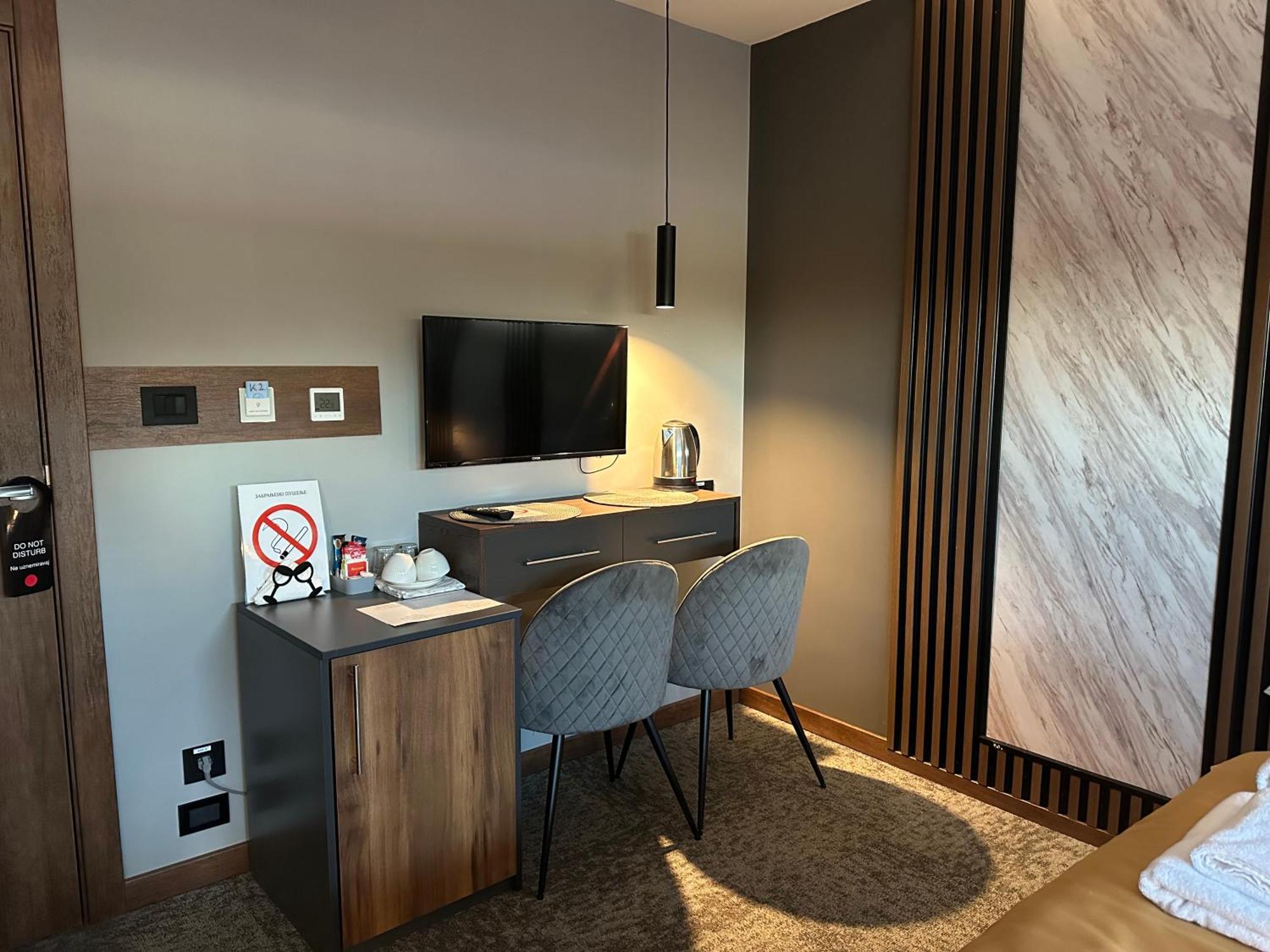 Mozaik Apartments & Spa - Modern 4-Star Apartments With Exclusive Private Spa Wellness In The City Center - Sauna, Jacuzzi, Turkish Bath - Free Parking, Wi-Fi - Rooms & Apartments Ćuprija エクステリア 写真